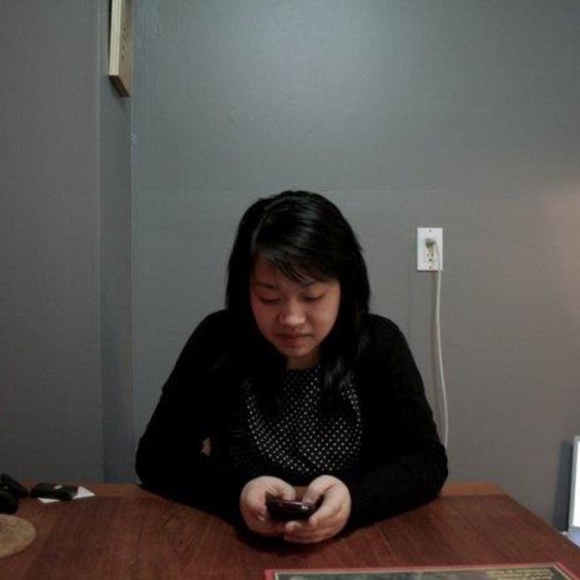 Meet your Posher, Jessica - Picture 1 of 1